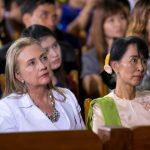 Hillary+Clinton+Aung+San+Suu+Kyi+President+dGI6CGzQVukl