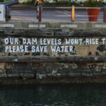 1600px-Water_conservation_message_on_retaining_wall_at_Cape_Town_waterfront